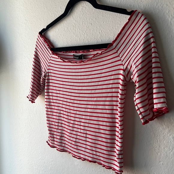 Off-the-shoulder Cropped Shirt, Size XS/S - Picture 2 of 4